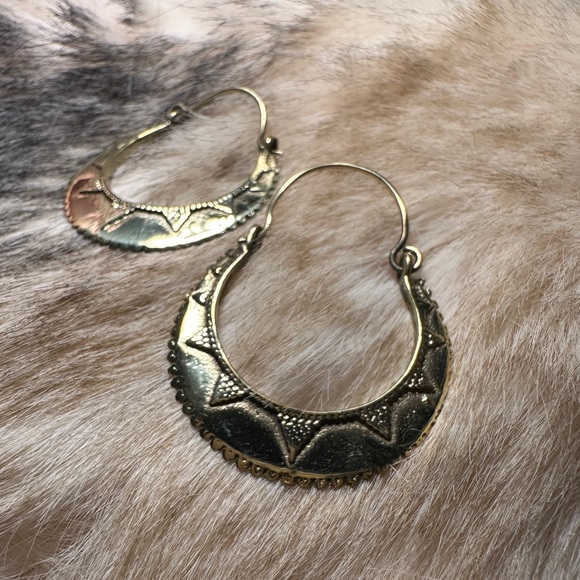 Gold Tone Indonesian Tribal Dangle Hoop Earrings - Picture 3 of 3